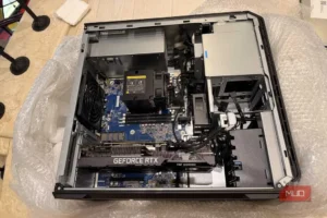 فضای داخلی HP Z6 G4 با کارت گرافیک ASUS TUF Gaming RTX 3090 نصب‌شده