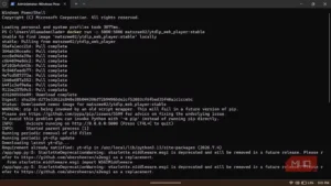 نمای ترمینال هنگام دریافت و اجرای کانتینر Docker برای YT-DLP Web Player.