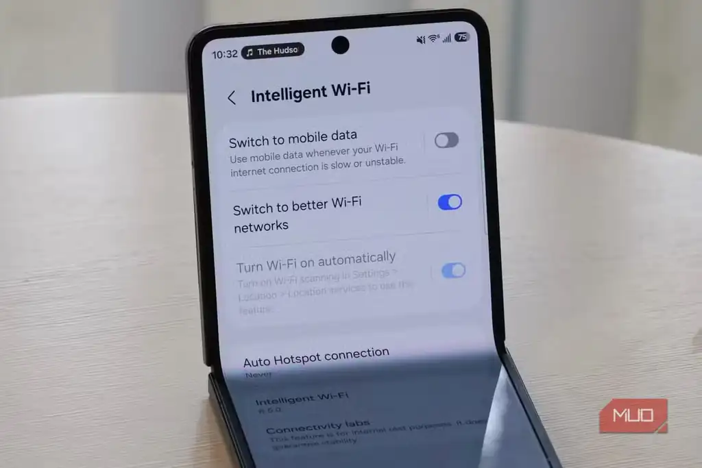 صفحه Intelligent Wi‑Fi روی گوشی Samsung Galaxy پیش از فعالسازی Labs.