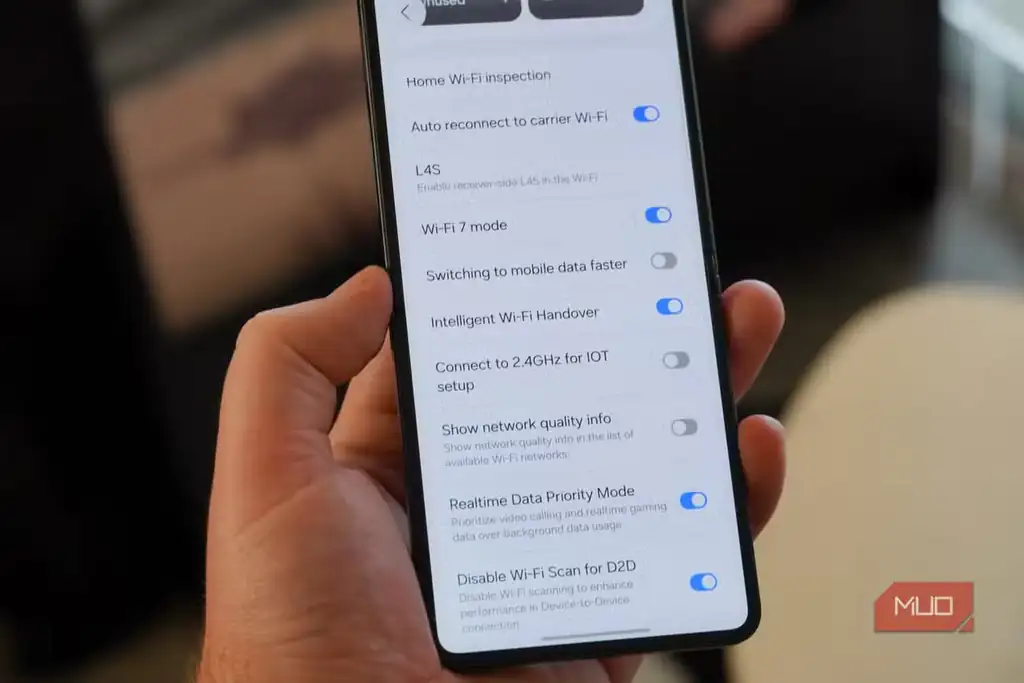 چند گزینه و toggle مربوط به Connectivity Labs در تنظیمات گوشی Samsung Galaxy.