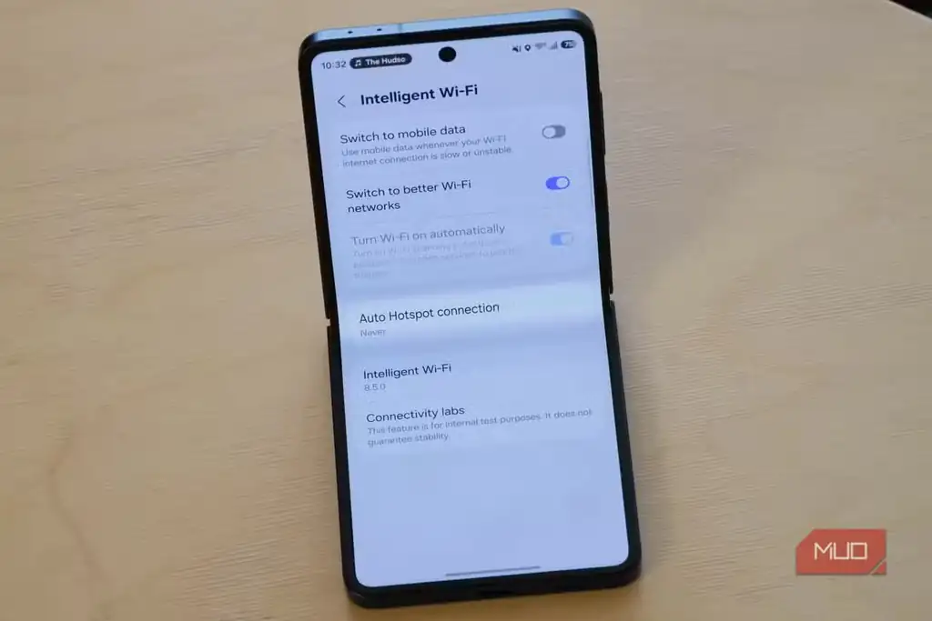 صفحه Intelligent Wi‑Fi روی گوشی Samsung Galaxy پیش از فعالسازی Labs.