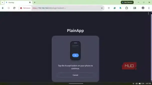 درخواست تأیید ورود PlainApp روی گوشی اندرویدی.