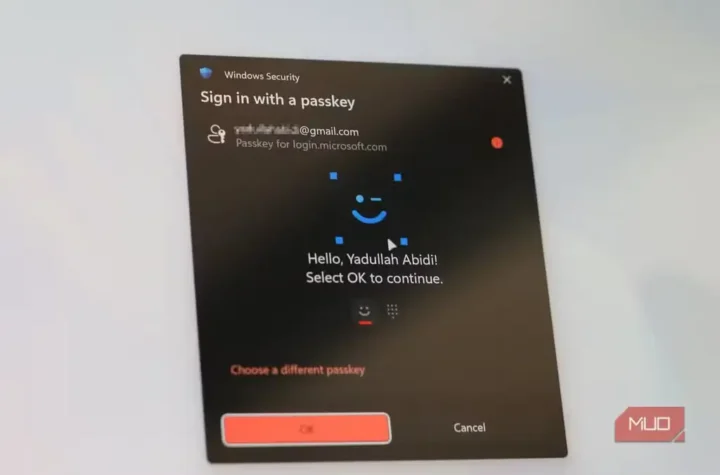 پنجره Windows Hello در Windows 11 برای تأیید ورود با Passkey.