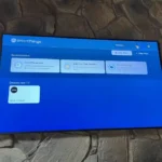 فهرست دستگاه‌ها در SmartThings روی تلویزیون هوشمند سامسونگ.