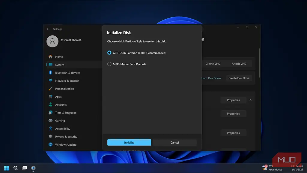 دیالوگ Initialize Disk برای مقداردهی اولیه VHD با پارتیشن GPT در ویندوز 11