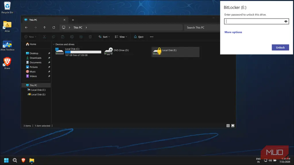 دیالوگ وارد کردن رمز عبور برای باز کردن قفل درایو رمزگذاریشده با BitLocker