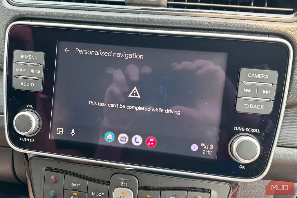 پیام عدم امکان تکمیل وظیفه هنگام رانندگی در Waze