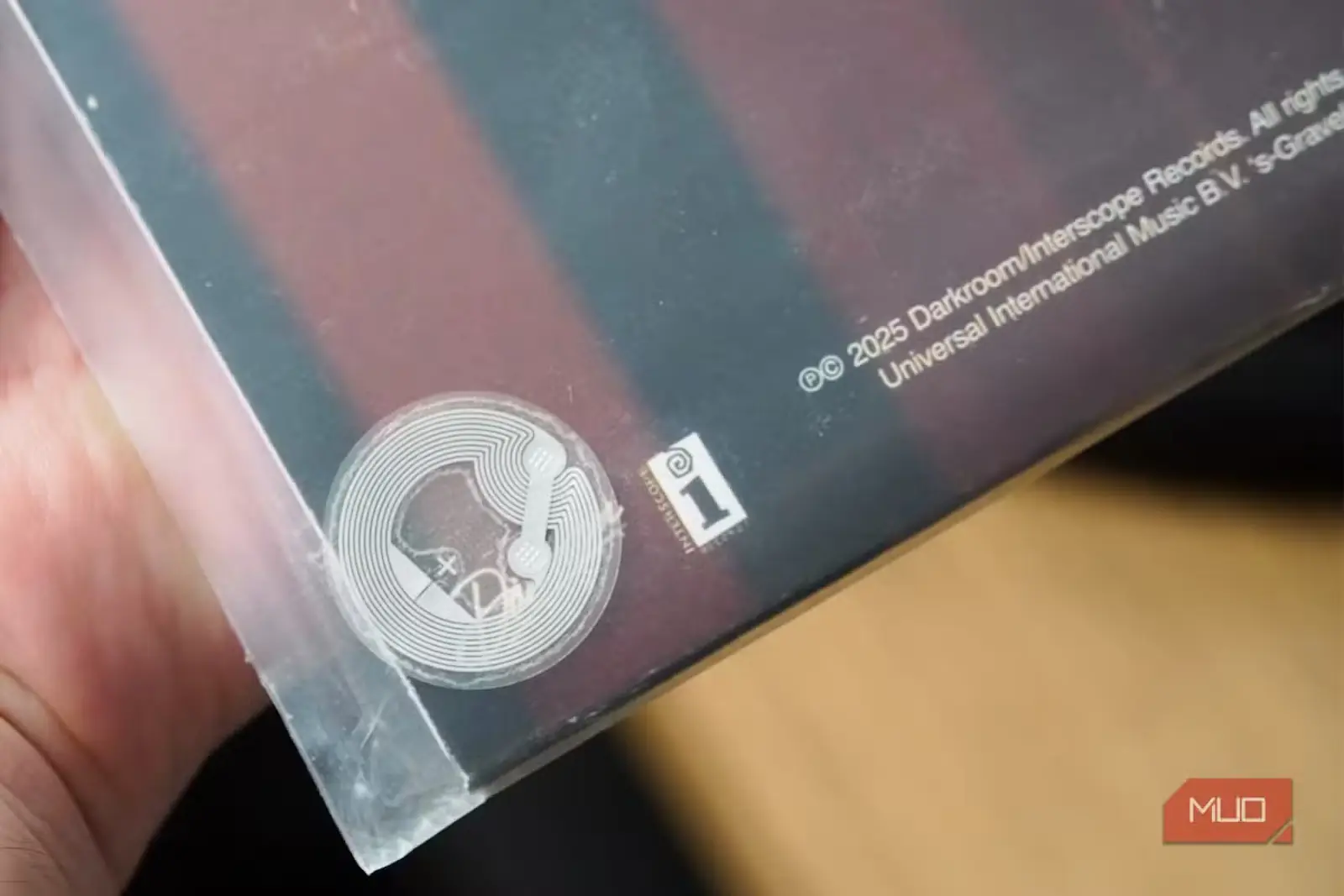 برچسبهای NFC پشت صفحههای وینیل