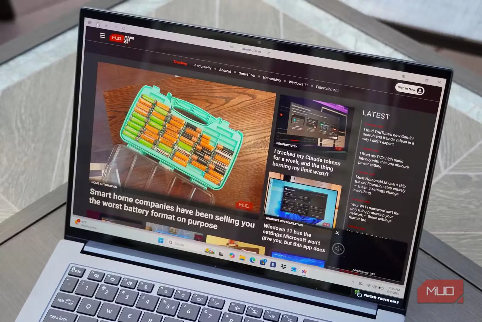 صفحهٔ نمایش Acer Swift X 14