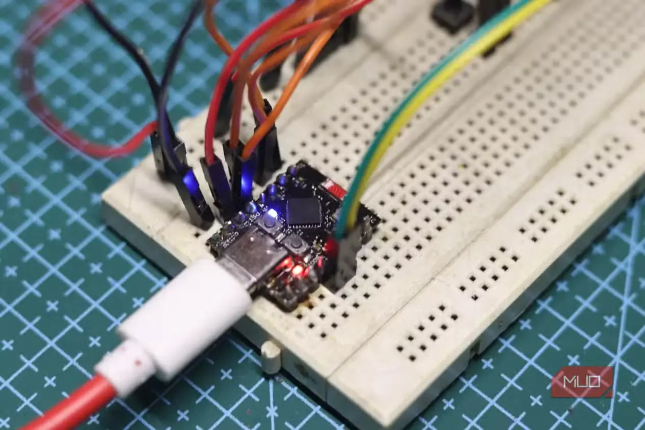 ESP32 C3 Supermini روی برد نانویی