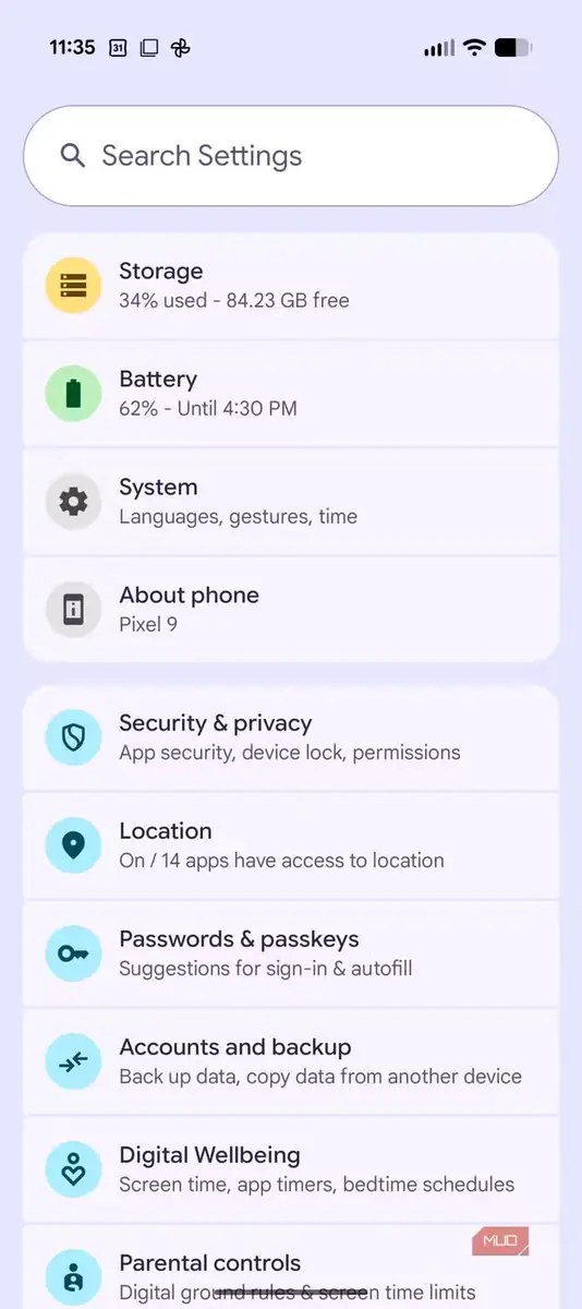 گزینه About Phone در اپلیکیشن Settings