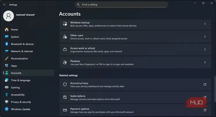 زبانهٔ حسابها در برنامهٔ تنظیمات ویندوز ۱۱