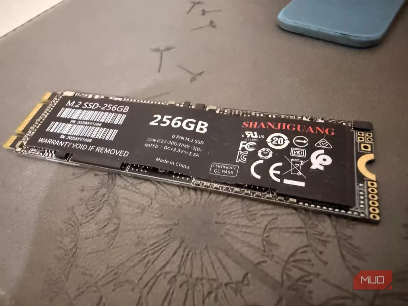 SSD عمومی با ظرفیت ۲۵۶ گیگابایت