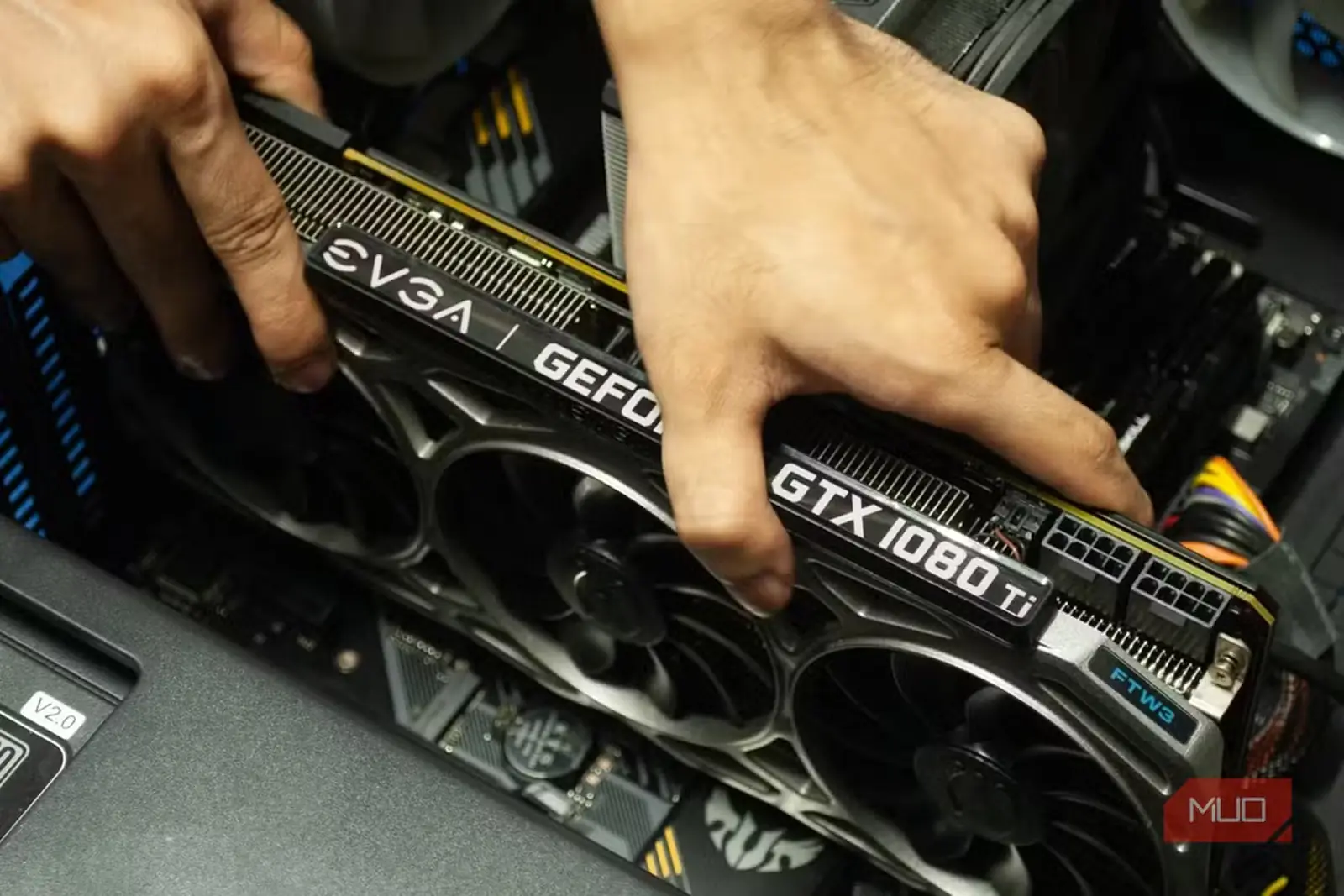 نصب اسلات GPU مدل PCIe
