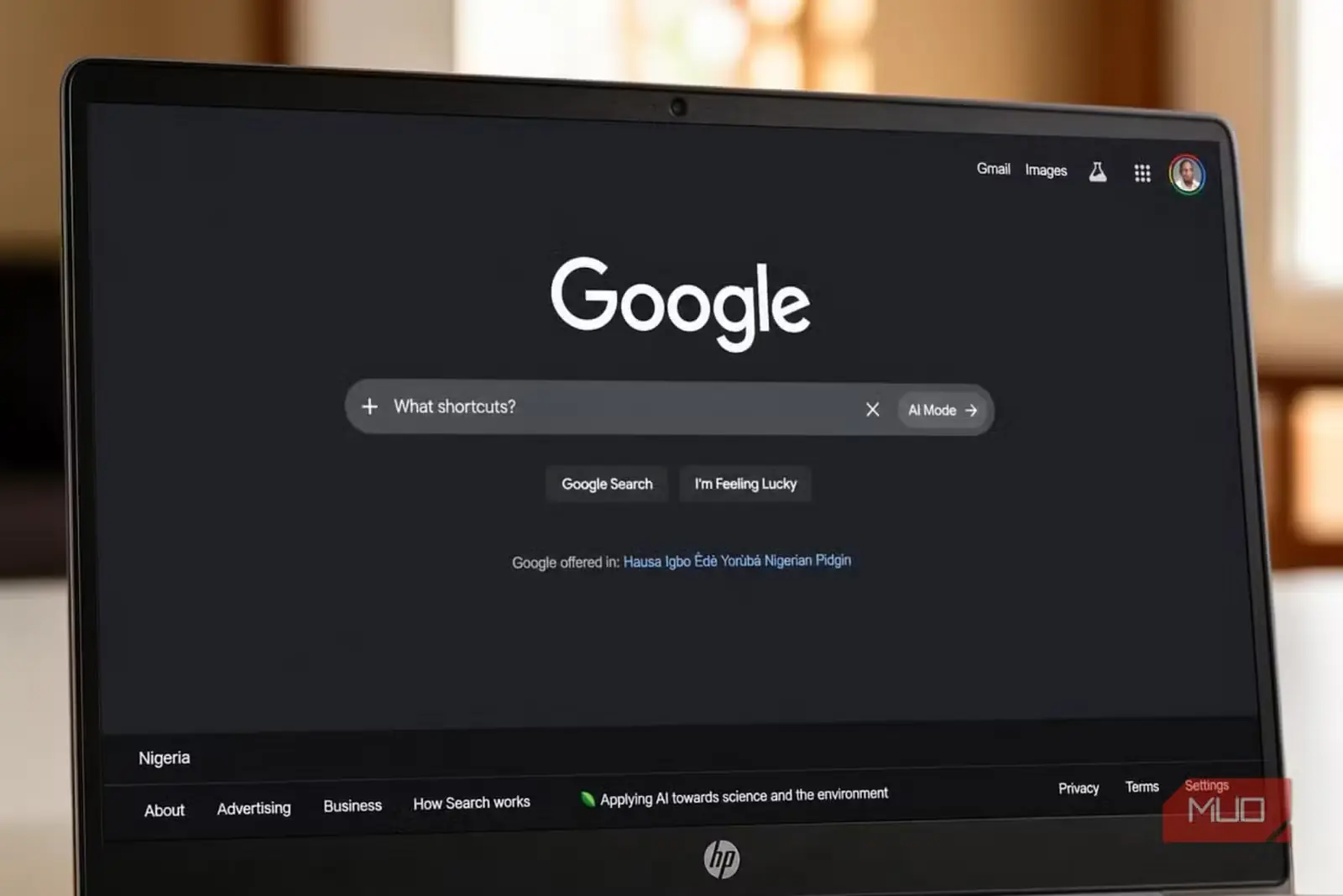 صفحه اصلی گوگل سرچ با متن «What shortcuts» در نوار جستجو تایپ شده - گوگل سرچ با عبارت تایپ شده در نوار جستجو