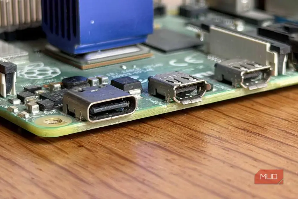 پورتهای USB-C و HDMI روی Raspberry Pi 4