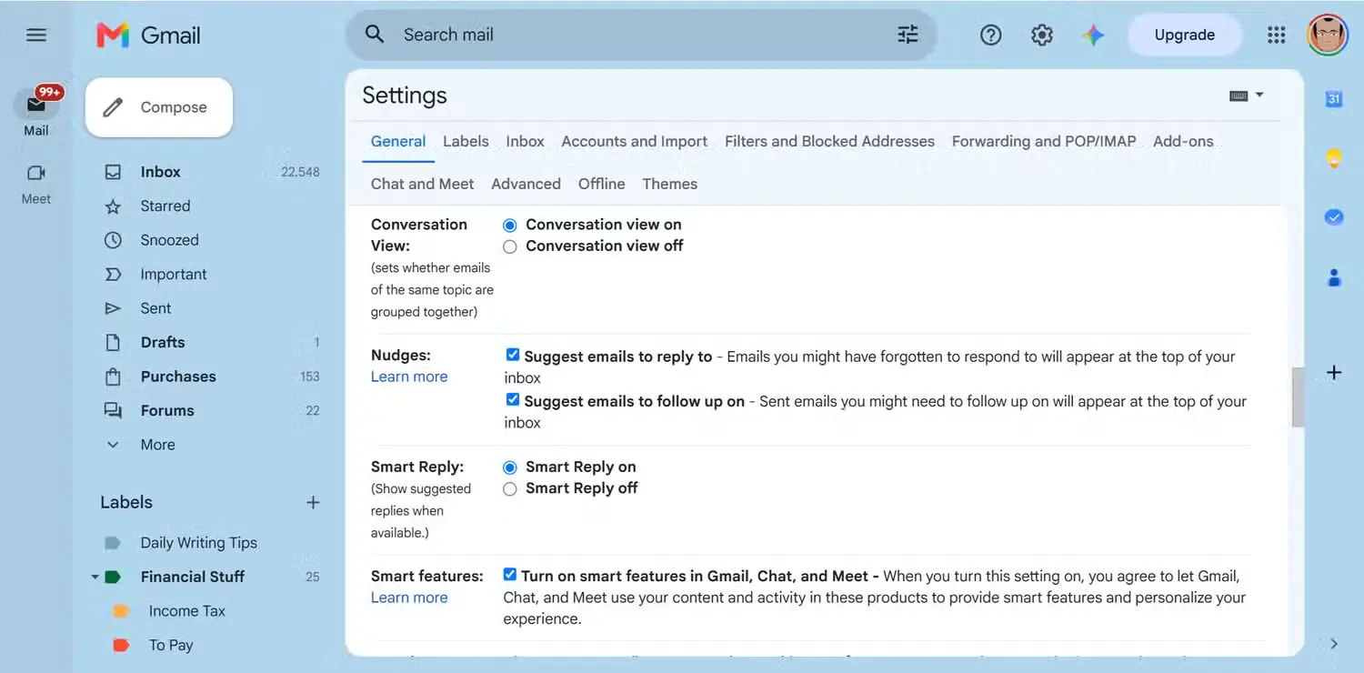 منوی تنظیمات Gmail که در زبانهٔ General باز شده است.