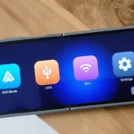 رابط کاربری Android Auto با ناوبری نقشه و پخش ویدیو روی Samsung Galaxy Z Flip 6