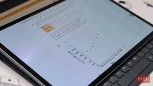 من با این اپلیکیشن یادداشت‌برداری از دانشگاه جان سالم به در بردم و سرانجام روی اندروید در دسترس است