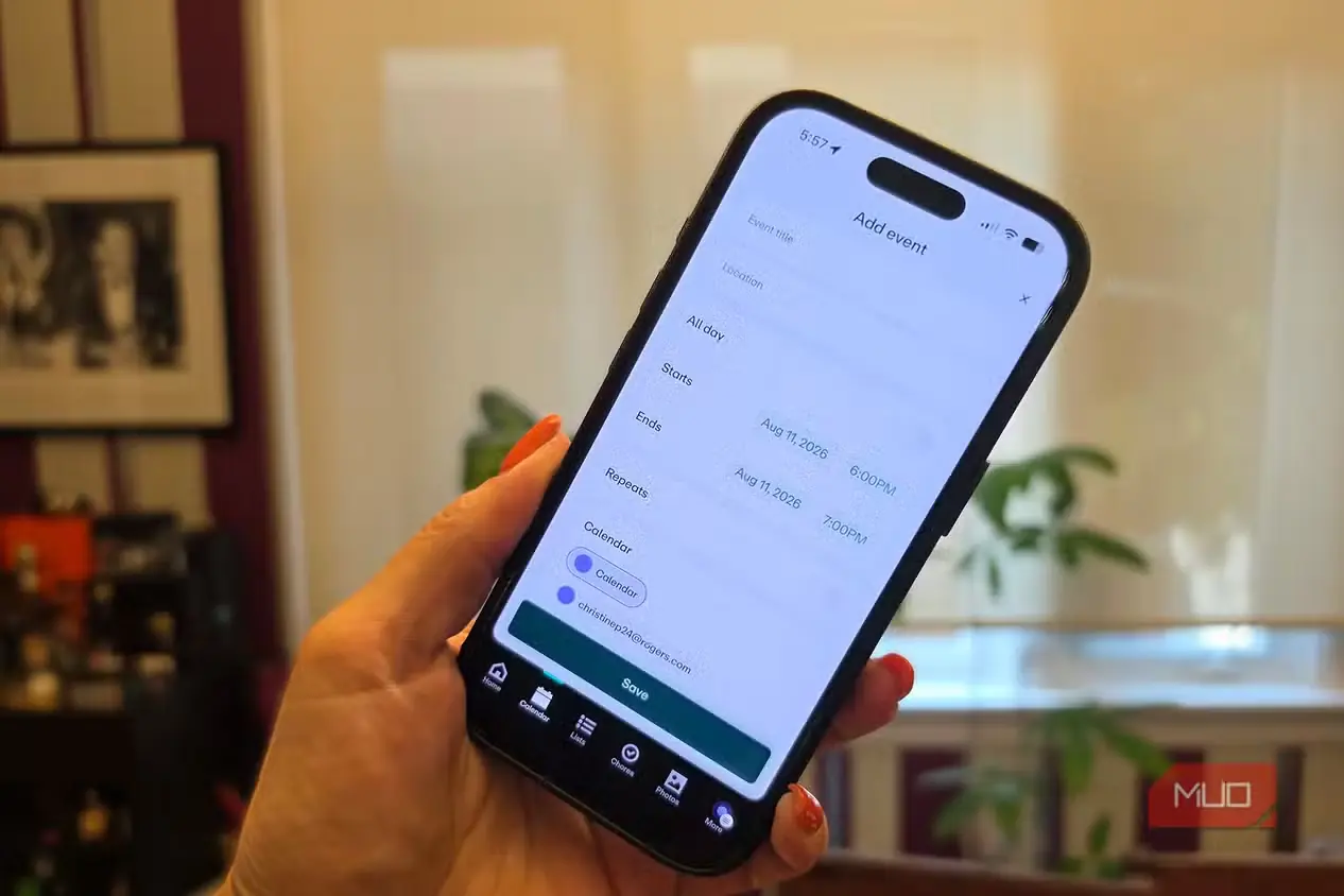 آیفون نمایش گزینه افزودن رویداد در برنامهٔ گرینلایت را دارد