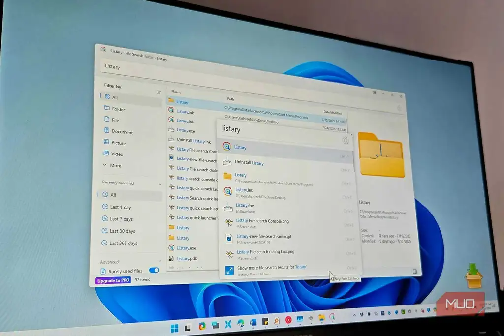 برنامه راهانداز سریع Listary باز شده روی مانیتور Benq