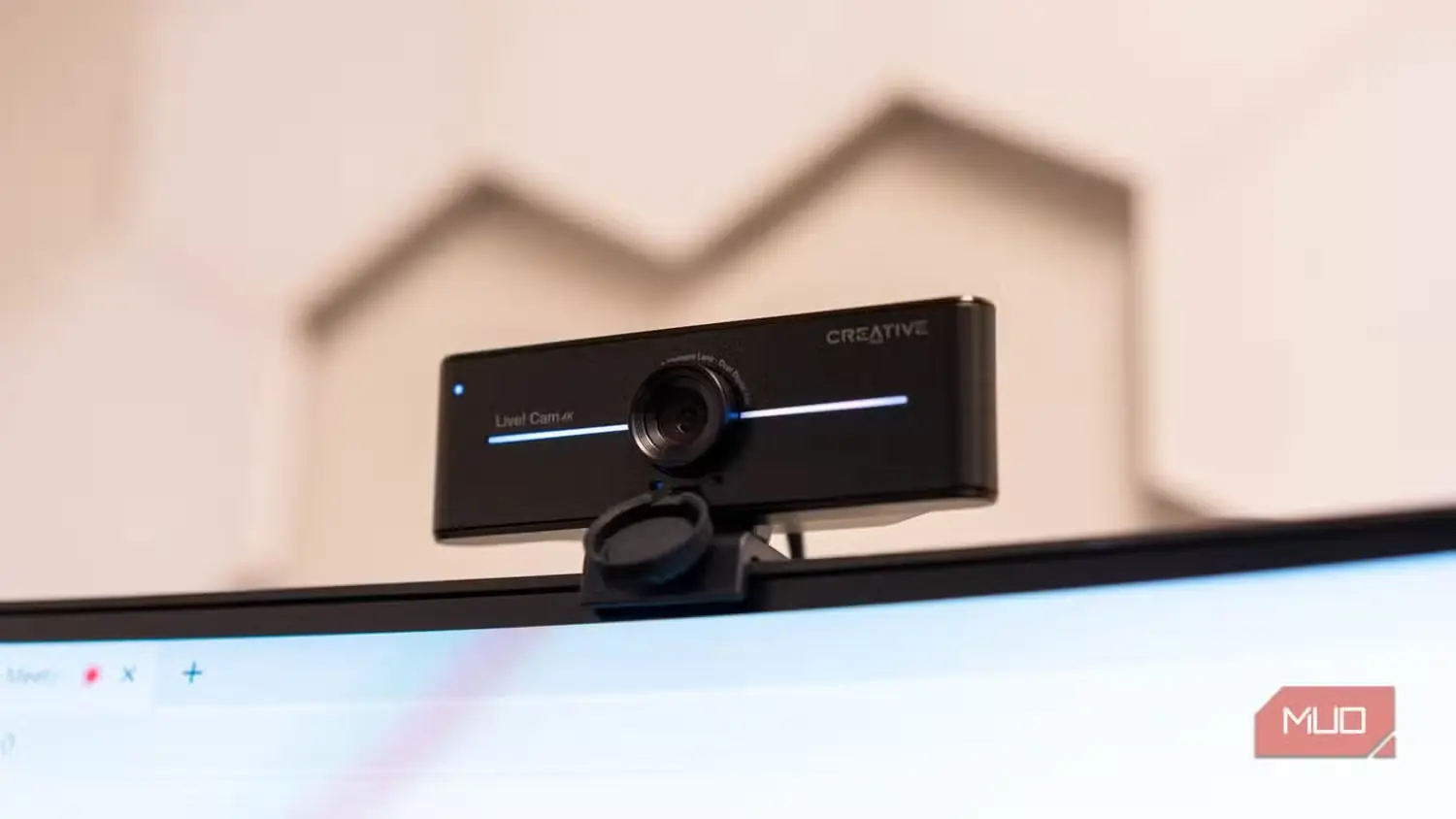 وبکم Creative Live! Cam Sync 4K روی یک رایانه