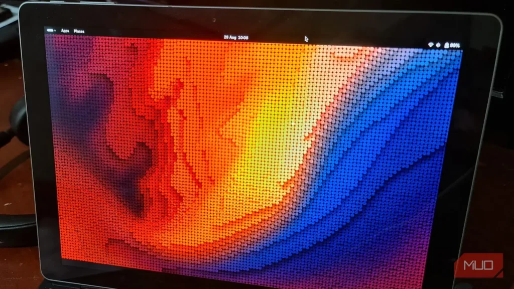Microsoft گفت نمی‌توانم Windows 11 را روی دستگاه خود نصب کنم؛ پس به‌جایش Linux نصب کردم
