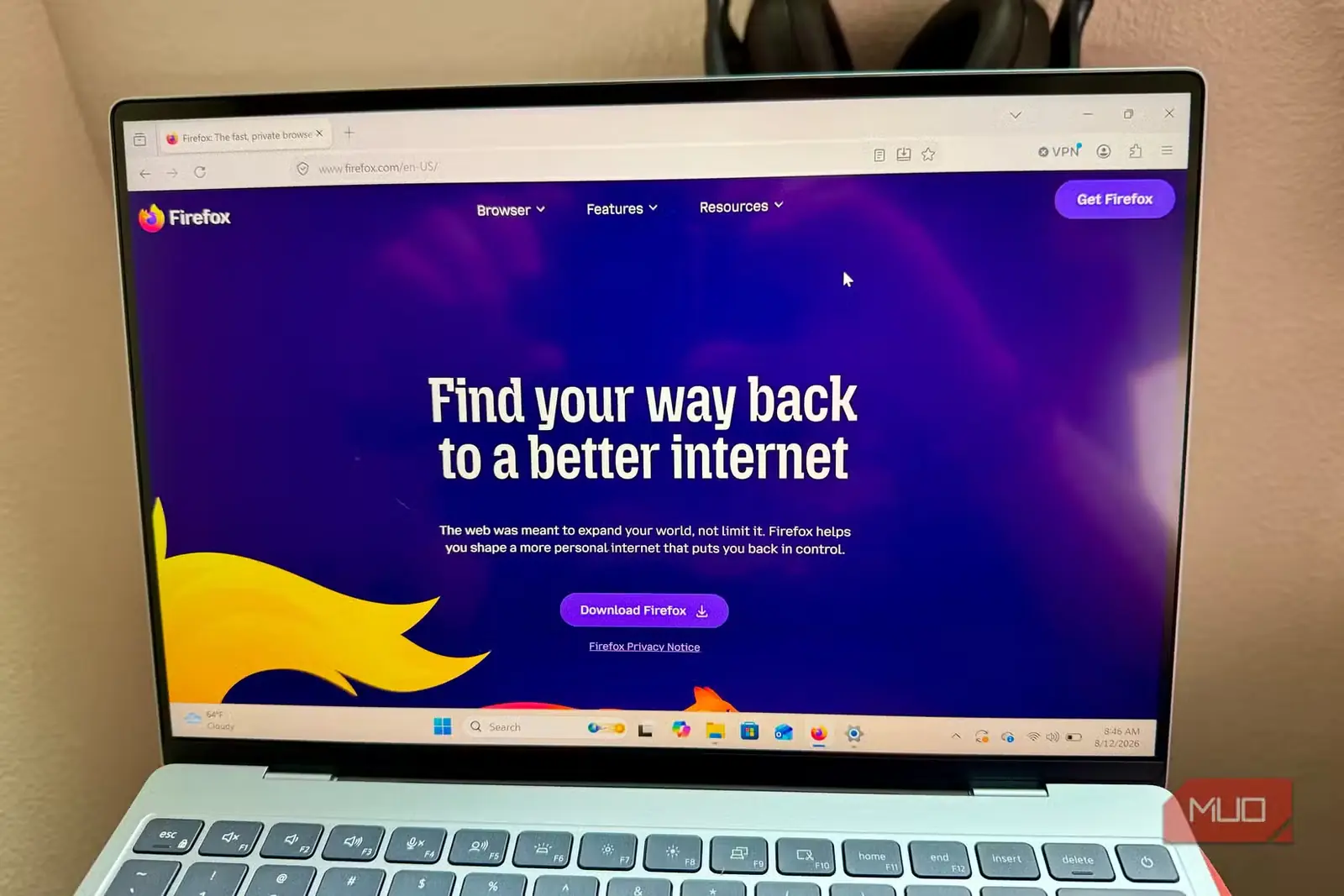 صفحهٔ دانلود فایرفاکس روی لپتاپ