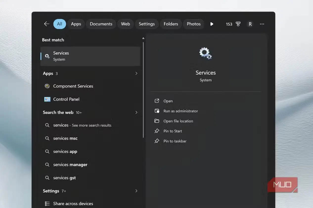 برنامه خدمات بازشده در ویندوز ۱۱