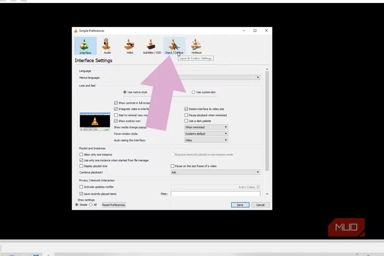 کلیک روی منوی تنظیمات در VLC
