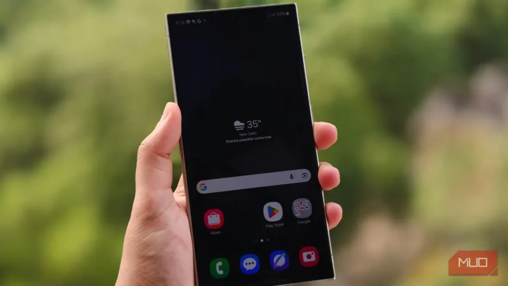 صفحه‌نمایش خیره‌کننده Samsung تمام مدت زیر وضوح واقعی‌اش کار می‌کرد