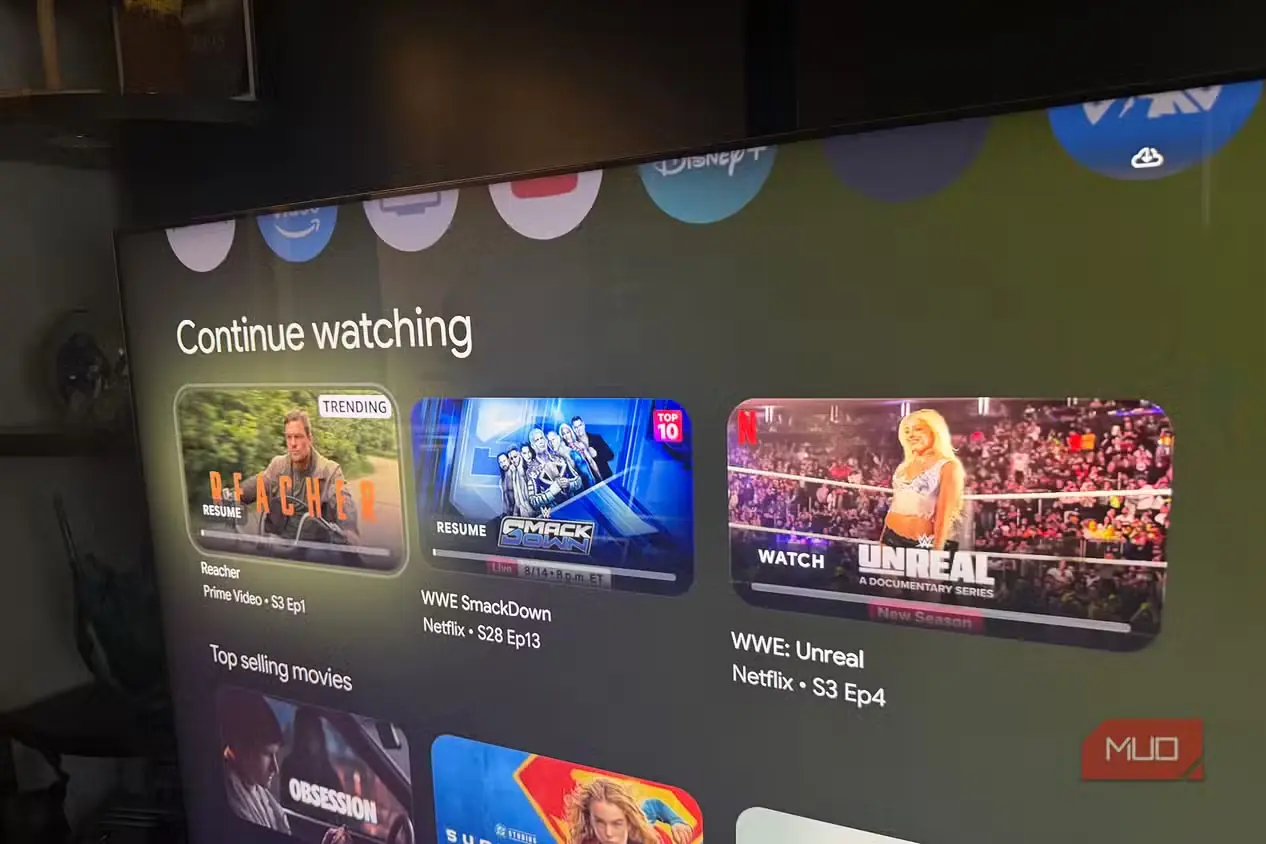 نمای جانبی تلویزیون Sony Bravia 9 miniLED که گزینهٔ ادامهٔ تماشا را نشان میدهد