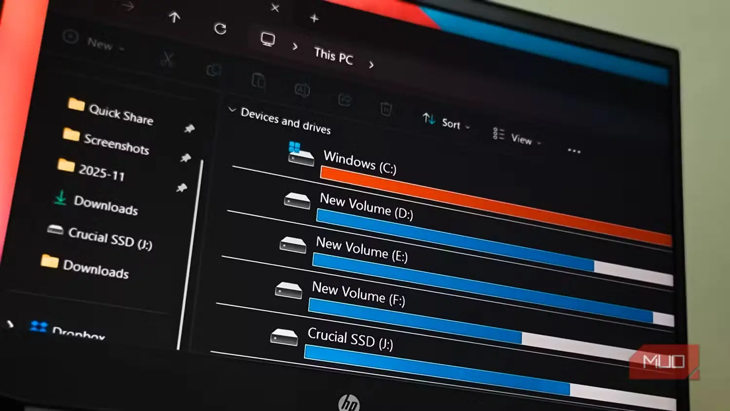 نمایش This PC در Windows 11 File Explorer روی لپتاپ HP