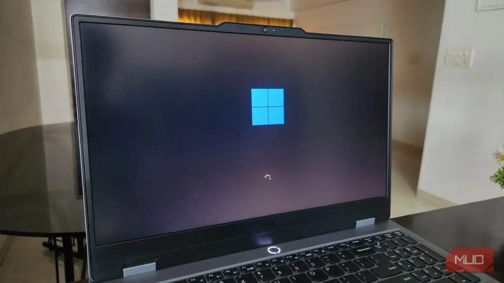 این قابلیت‌های ویندوز بسیار بیشتر از راه‌اندازی سریع روی SSD شما می‌نویسند