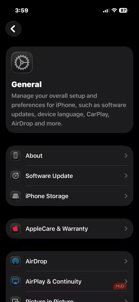 Settings آیفون که منوی General را نشان میدهد