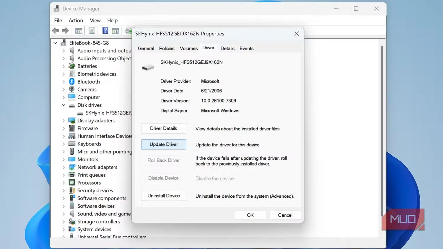 نمایش گزینه بهروزرسانی درایور (Update driver) در تنظیمات Device Manager برای دستگاه SSD