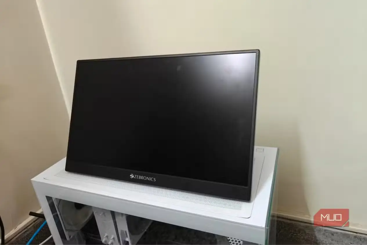 باز کردن جعبه نمایشگر قابلحمل