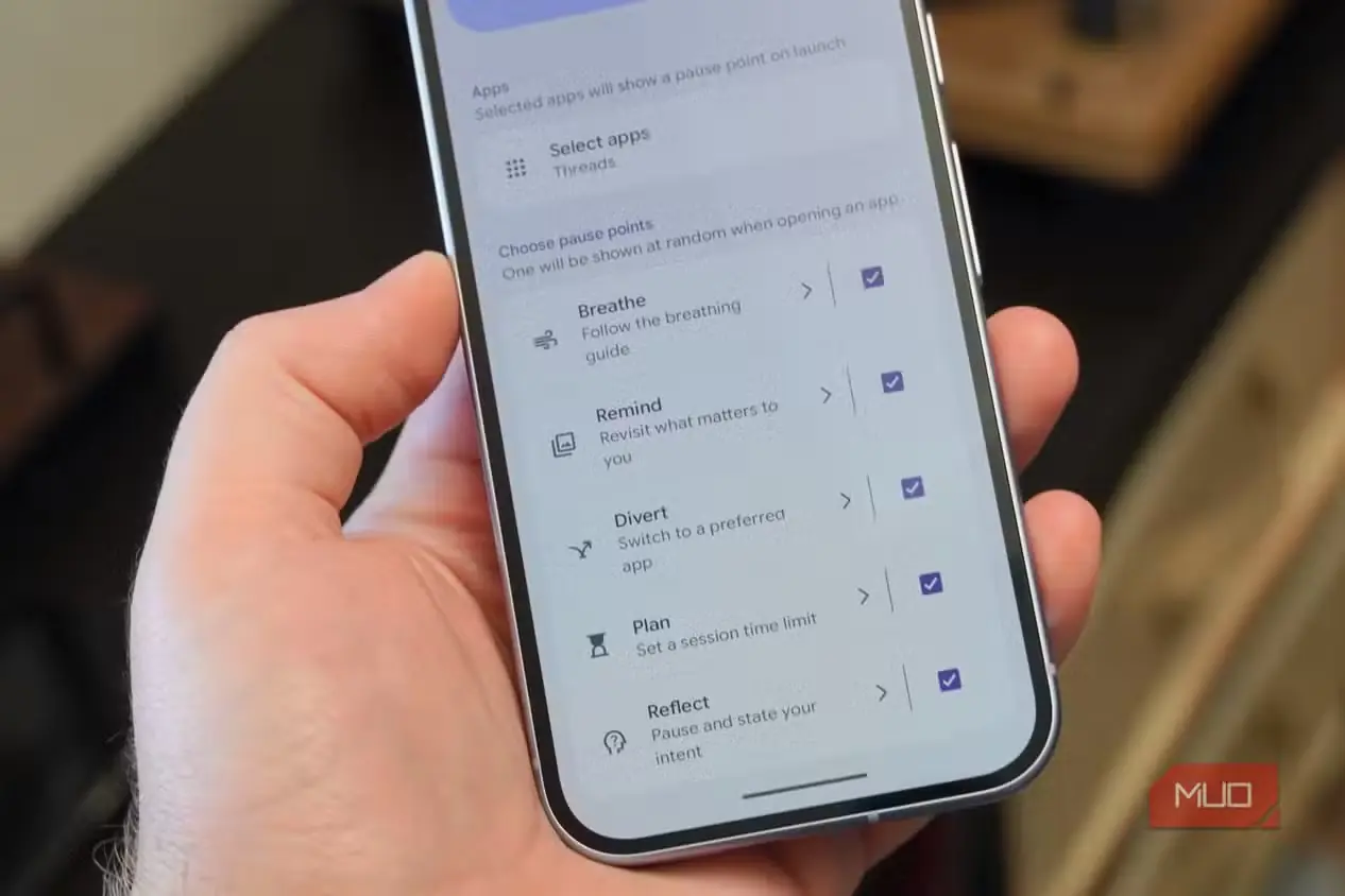 انتخاب گزینه‌های مکث در برنامه تنظیمات Android 17