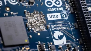 برد تازهٔ Arduino با سودای ترکیب Raspberry Pi و ESP32 در زمانی بسیار نامناسب