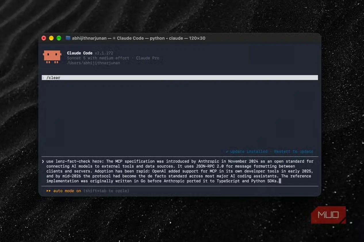 نمایش رابط درخواست بررسی از Lenz با عامل در Claude Code