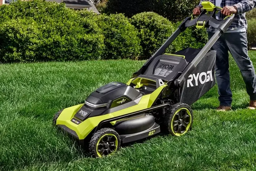 چمنزن خودکششی پیادهرو 40V HP Brushless 21
