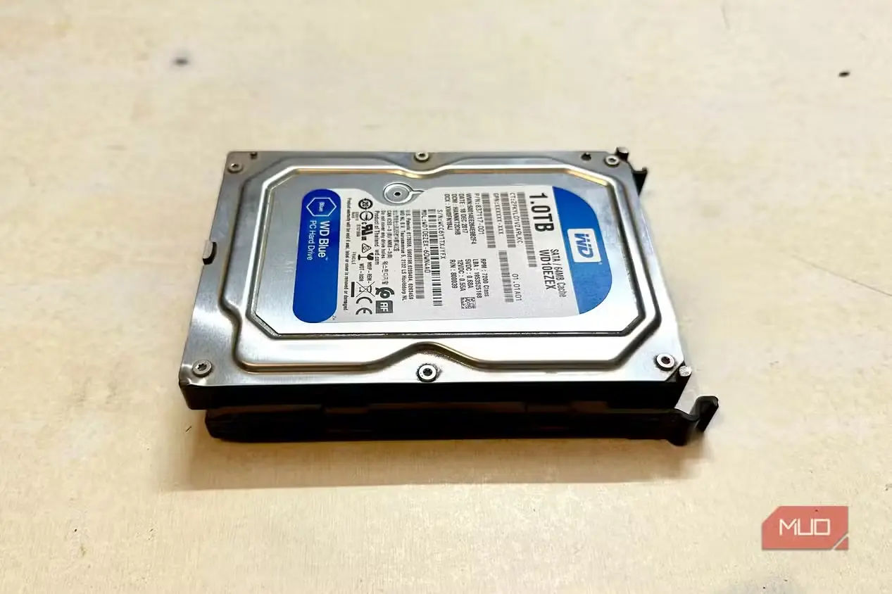 تصویر هارد یکترابایتی WD Blue