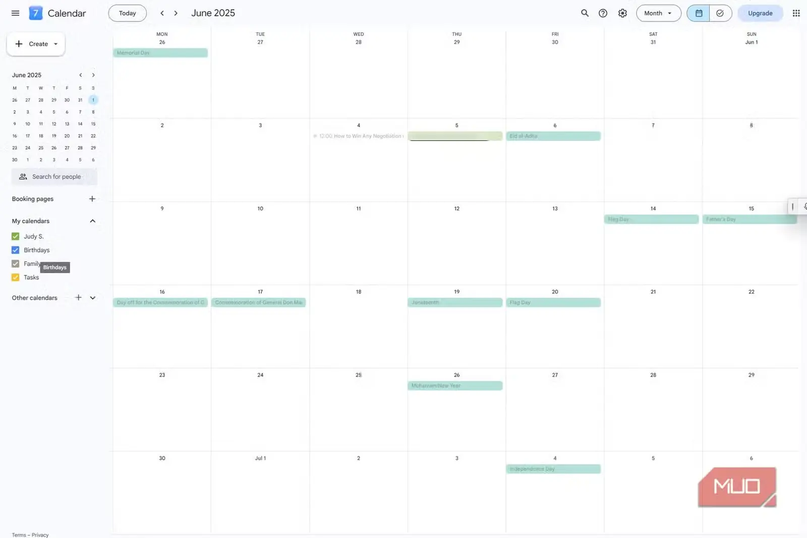 نمای ماهانهٔ تمامصفحه در Google Calendar با چیدمان کامل تقویم، تعطیلات رسمی و ابزارهای نوار کناری