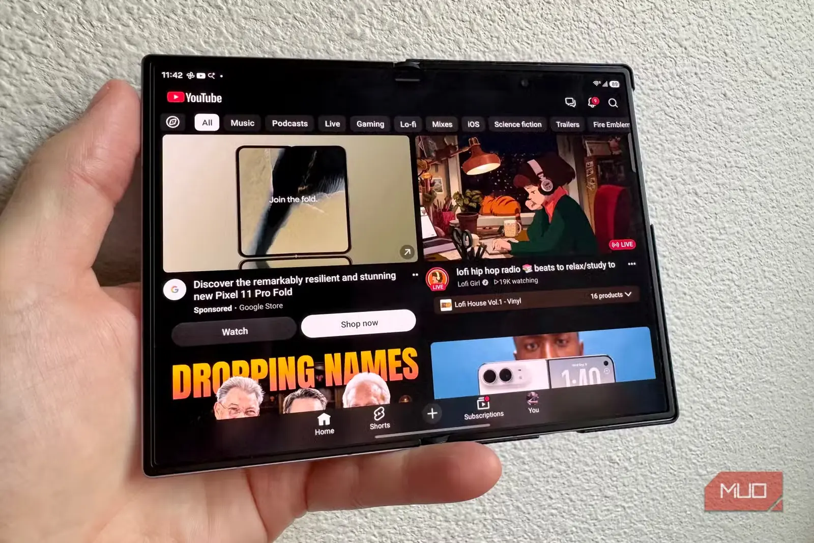 نمایش YouTube روی Galaxy Z Fold 8