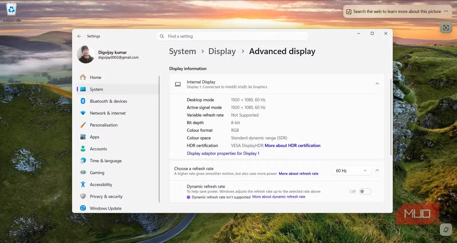 انتخاب نرخ نوسازی در تنظیمات پیشرفتهٔ نمایشگر Windows