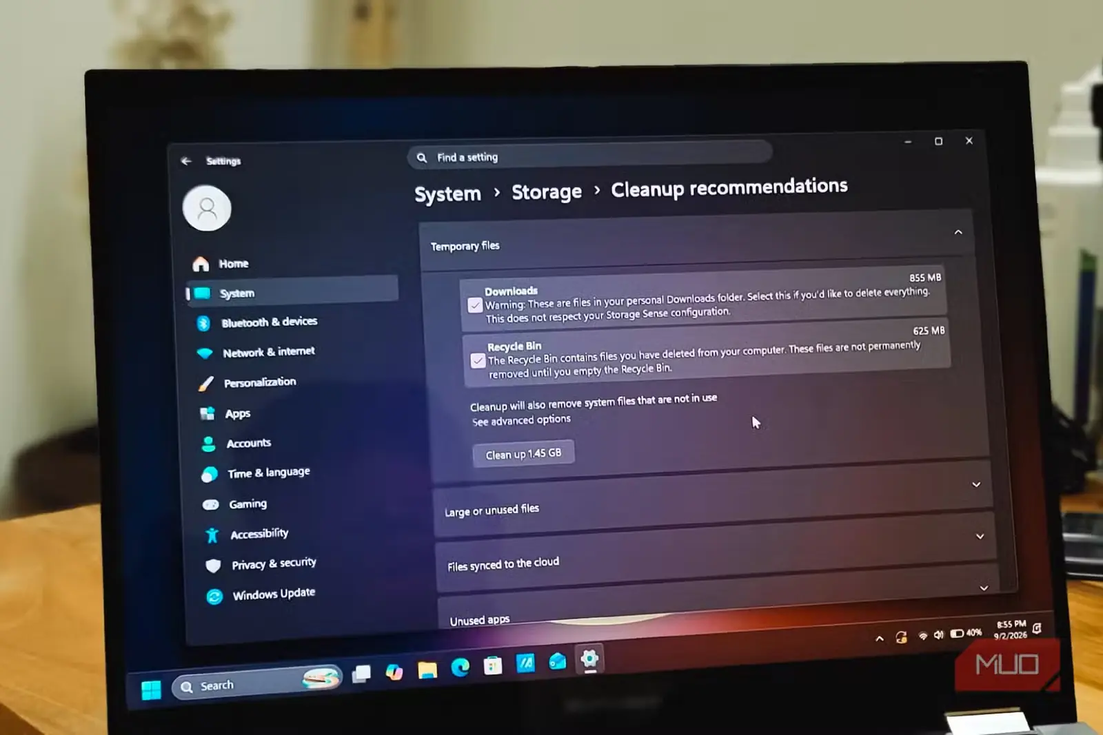 پیشنهادهای پاکسازی فضای ذخیرهسازی در تنظیمات Windows روی لپتاپ Asus Vivobook S14 Flip