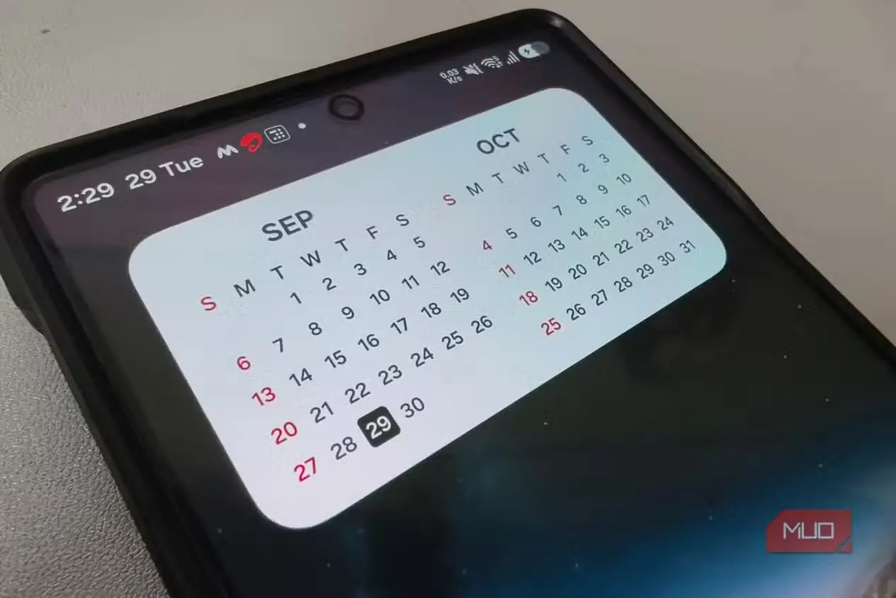 ابزارک تقویم دوماهه در صفحه اصلی Galaxy