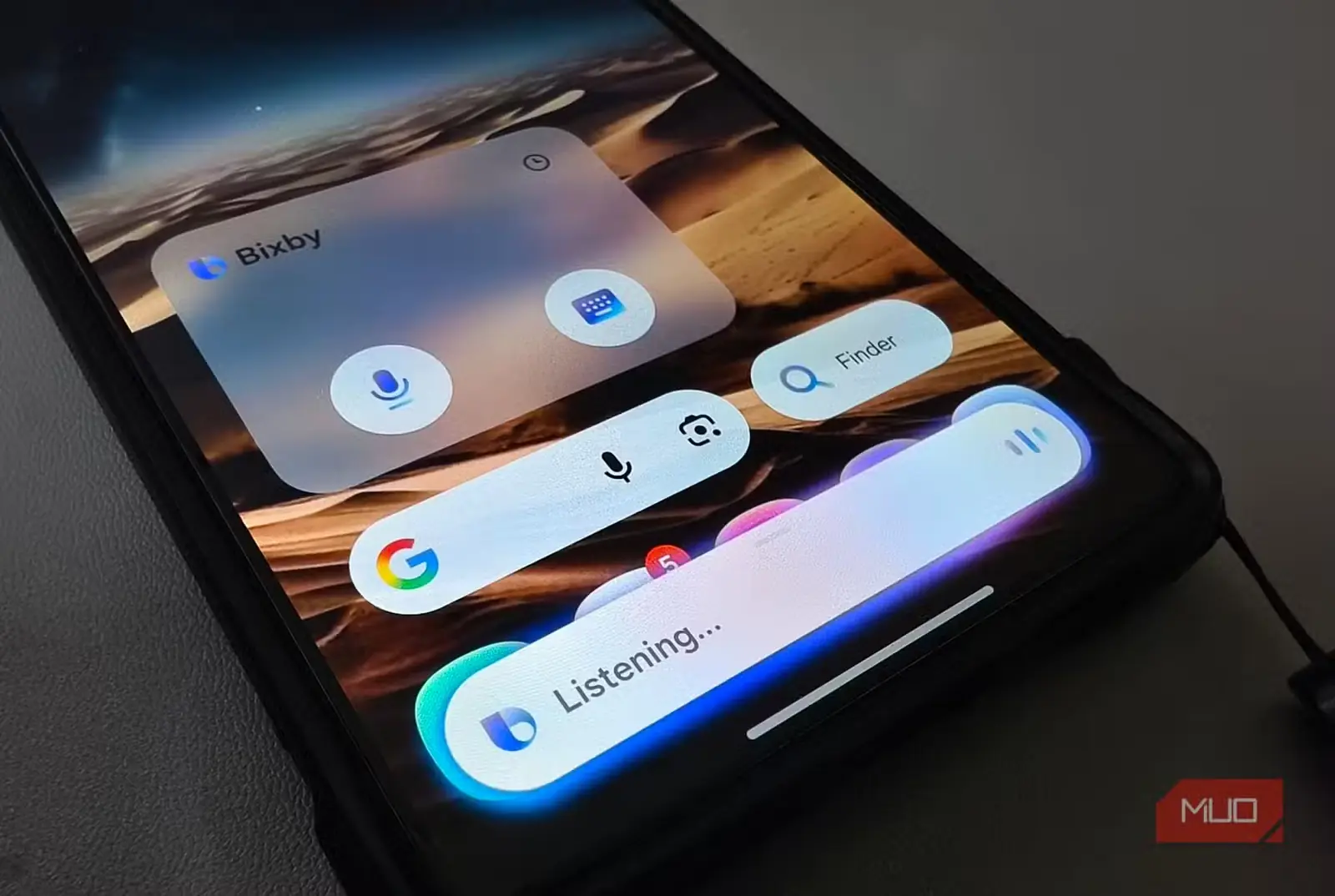 گوشدادن Bixby به فرمانهای صوتی در صفحه اصلی