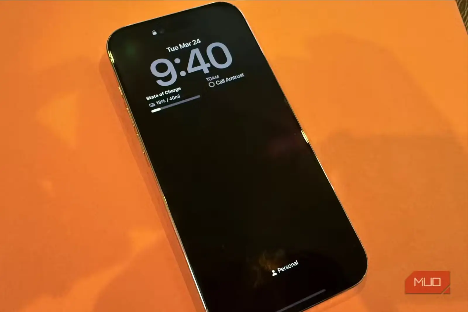 نمایشگر همیشهروشن AOD در گوشی iPhone