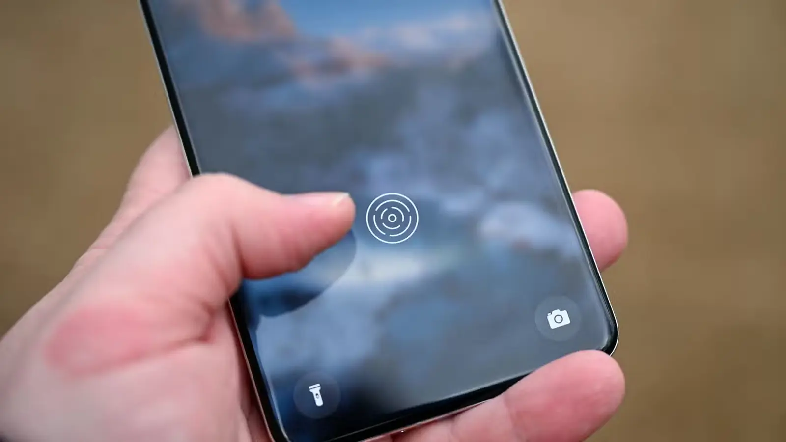 نماد حسگر اثر انگشت فراصوت در OnePlus 13